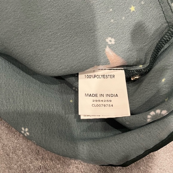 [L]WAYWARD FANCIES Pintuck Pleat Fox Floral Print Crepe Tunic - Picture 9 of 9